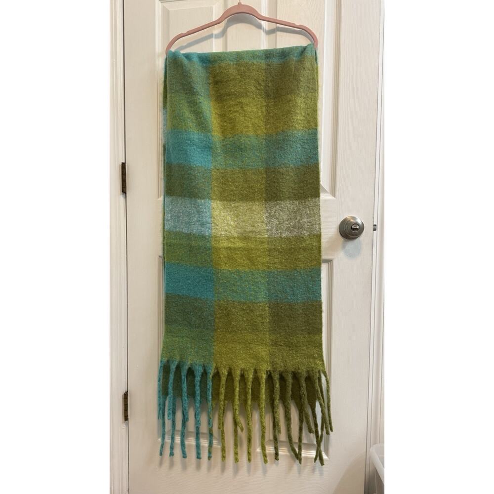 Belle By Kim Gravel Long Plaid Fringe Blanket Scarf Green Aqua New
